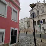 DoBairro Suites at Merces